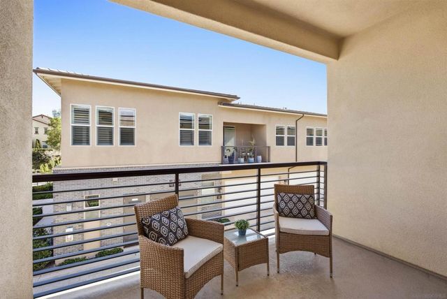 16750 Coyote Bush Dr. 21, San Diego, CA 92127