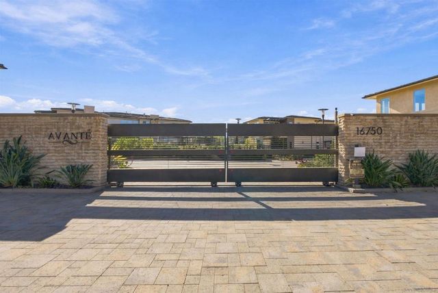 16750 Coyote Bush Dr. 21, San Diego, CA 92127