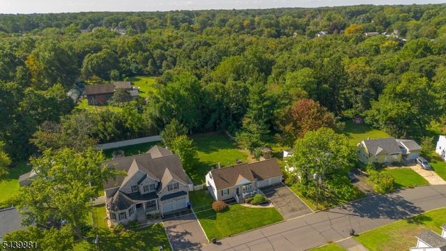 81 Lois Ave, East Brunswick Twp., NJ 08816