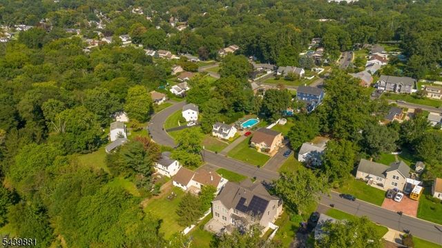 81 Lois Ave, East Brunswick Twp., NJ 08816