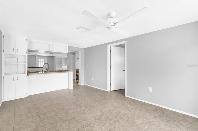 142 2ND AVENUE, Nokomis, FL 34275