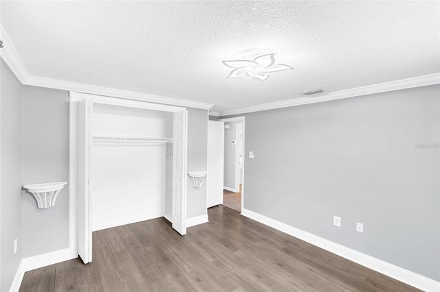 142 2ND AVENUE, Nokomis, FL 34275