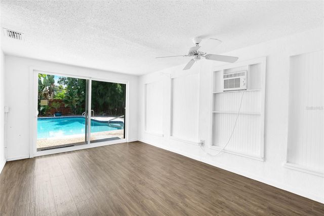 142 2ND AVENUE, Nokomis, FL 34275
