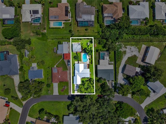 142 2ND AVENUE, Nokomis, FL 34275