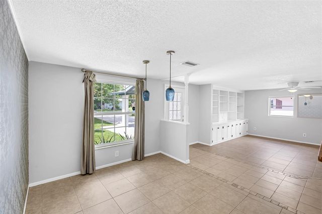 142 2ND AVENUE, Nokomis, FL 34275