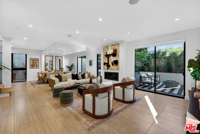2118 Federal Avenue, Los Angeles, CA 90025
