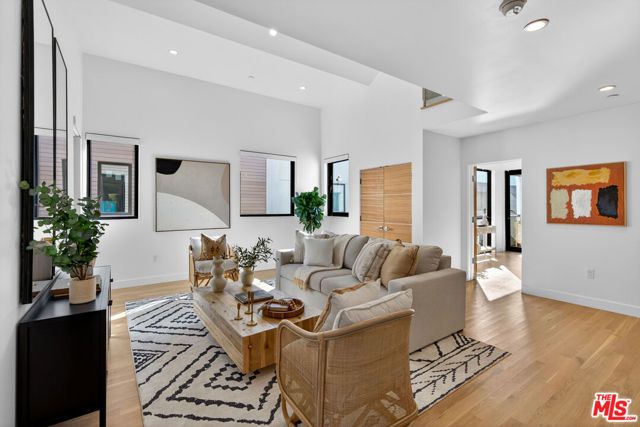 2118 Federal Avenue, Los Angeles, CA 90025