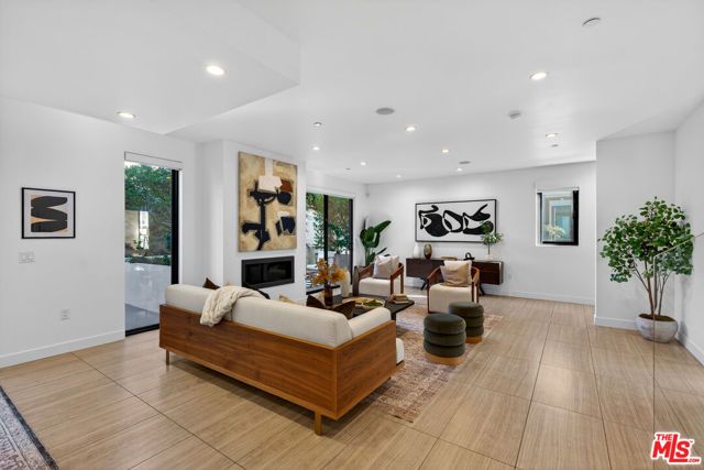 2118 Federal Avenue, Los Angeles, CA 90025