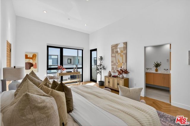 2118 Federal Avenue, Los Angeles, CA 90025