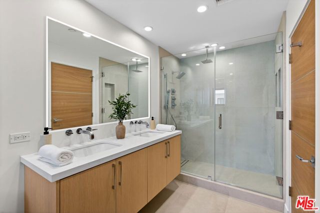 2118 Federal Avenue, Los Angeles, CA 90025