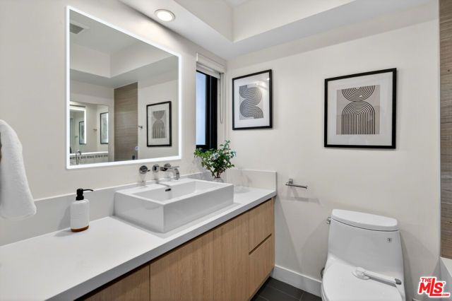 2118 Federal Avenue, Los Angeles, CA 90025