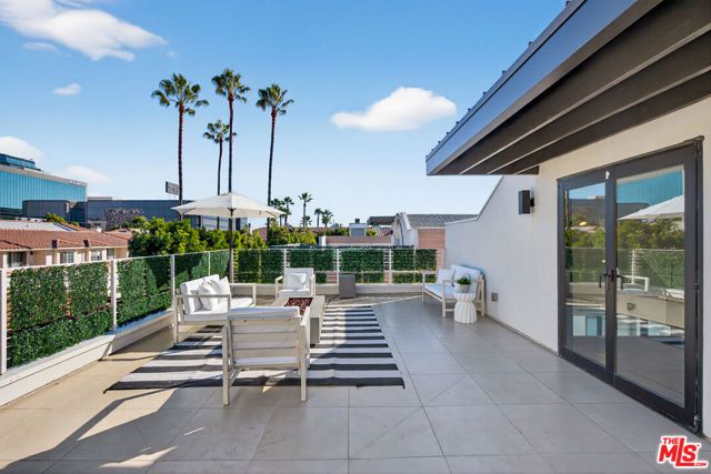 2118 Federal Avenue, Los Angeles, CA 90025