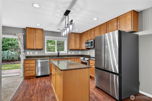 19720 99th Street Ct E, Bonney Lake, WA 98391