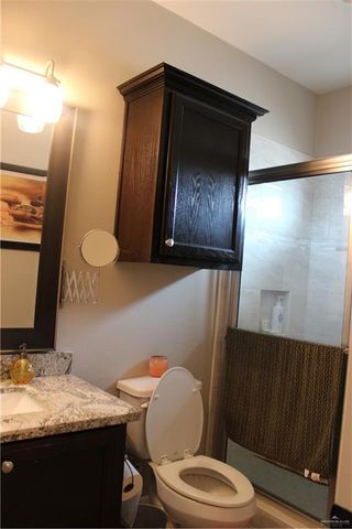 908 W Iroquois Avenue, Pharr, TX 78577