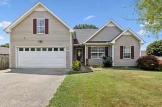 4008 Challis Dr, Clarksville, TN 37040