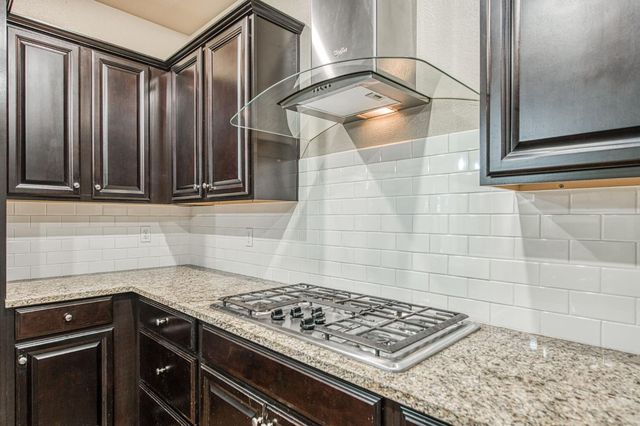 1742 N Broadbent Lane, Clovis, CA 93619