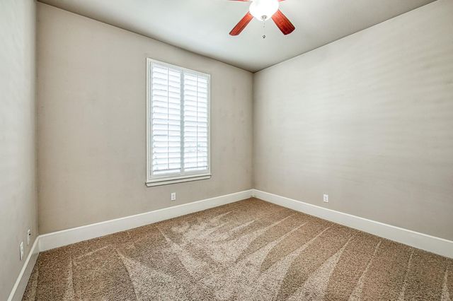 1742 N Broadbent Lane, Clovis, CA 93619