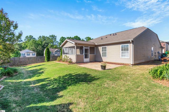 319 Brandon Oaks Drive, Moore, SC 29369