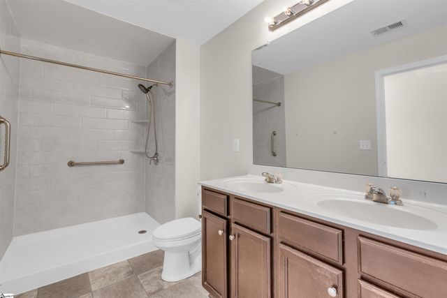 319 Brandon Oaks Drive, Moore, SC 29369