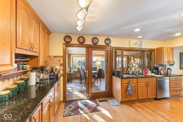 751 Lindenwood Drive, Greenwood, IN 46142