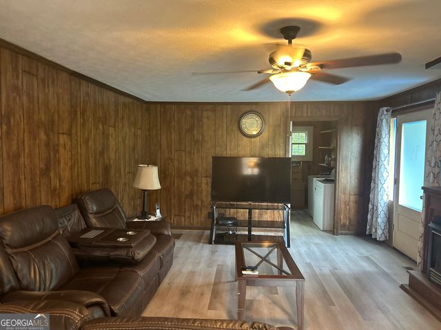 1006 Wares Cross Road, Lagrange, GA 30240