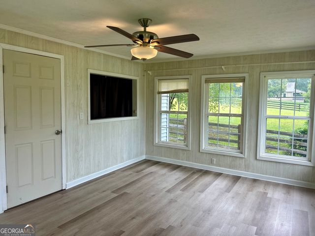 1006 Wares Cross Road, Lagrange, GA 30240