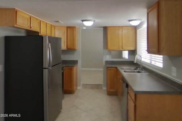 7334 W CAROL Avenue, Peoria, AZ 85345