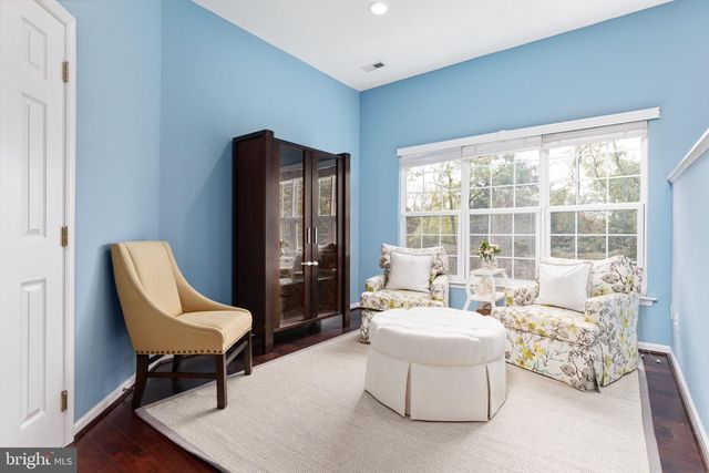821 SANTMYER DR SE, Leesburg, VA 20175