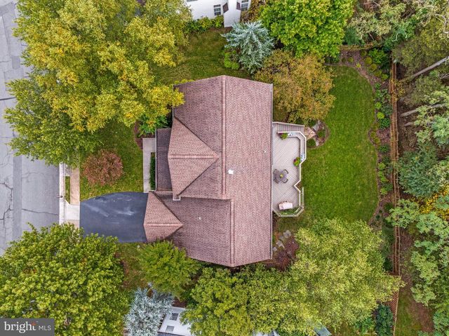 821 SANTMYER DR SE, Leesburg, VA 20175