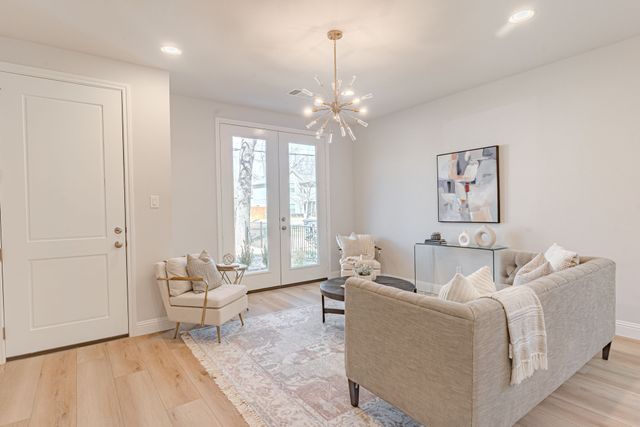 407 Athenia Drive, Fort Worth, TX 76114