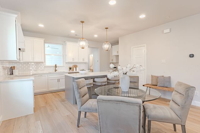 407 Athenia Drive, Fort Worth, TX 76114