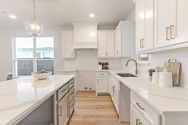 407 Athenia Drive, Fort Worth, TX 76114