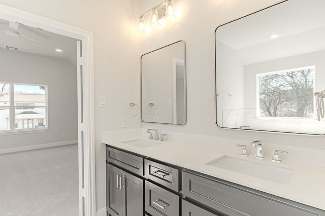 407 Athenia Drive, Fort Worth, TX 76114