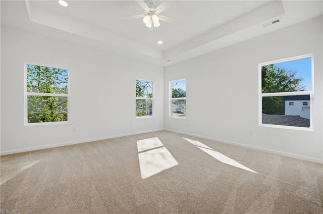 632 Day St, Hampton, VA 23661