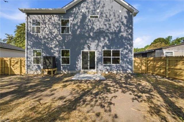 632 Day St, Hampton, VA 23661