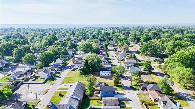 632 Day St, Hampton, VA 23661