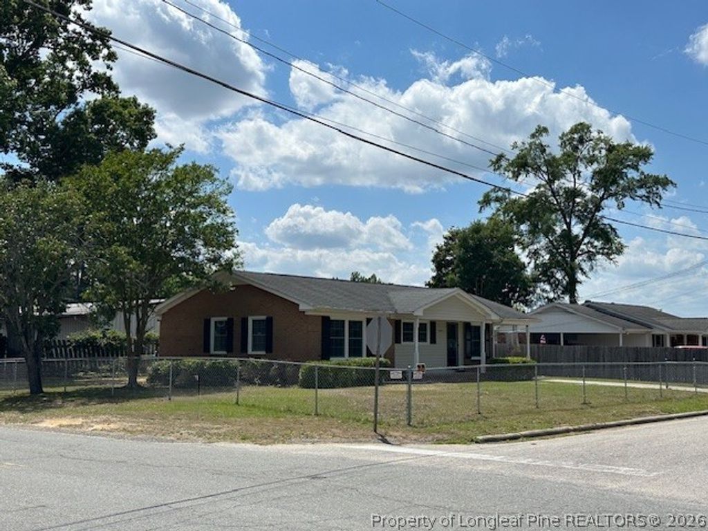 1412 McArthur Street, Lumberton, NC 28358 — photo 4