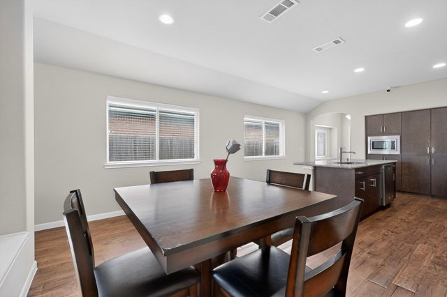 2013 Windsong Drive, Heartland, TX 75126