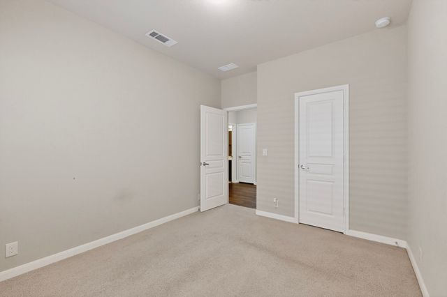 2013 Windsong Drive, Heartland, TX 75126