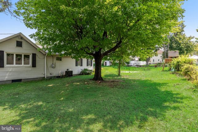 8260 BALFOUR RD, Pennsauken, NJ 08110