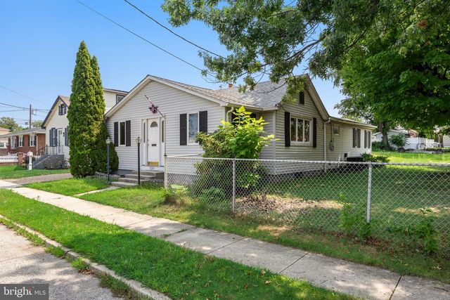 8260 BALFOUR RD, Pennsauken, NJ 08110