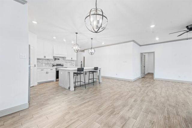 4801 Shackleford Street, Fort Worth, TX 76119