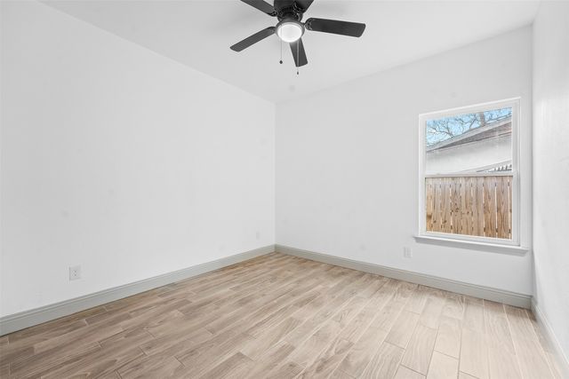 4801 Shackleford Street, Fort Worth, TX 76119