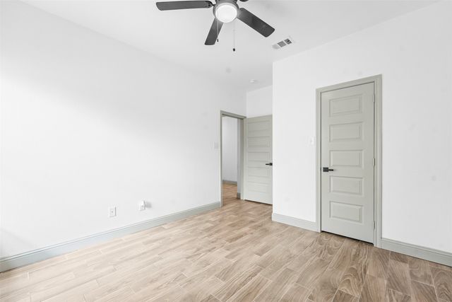 4801 Shackleford Street, Fort Worth, TX 76119