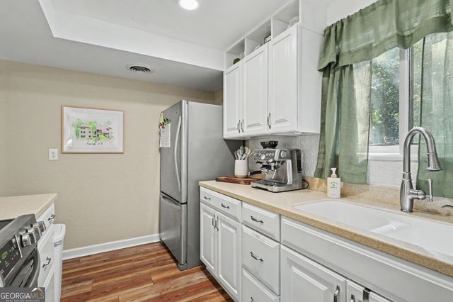 227 Shakespeare Drive 302, Clayton, GA 30525