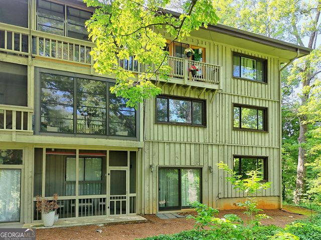 227 Shakespeare Drive 302, Clayton, GA 30525