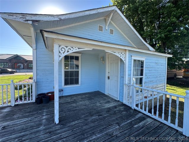 507 S 6th Street, Morris, OK 74445