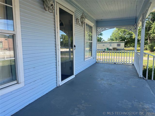 507 S 6th Street, Morris, OK 74445
