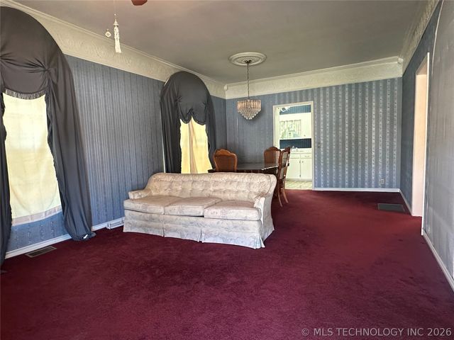 507 S 6th Street, Morris, OK 74445