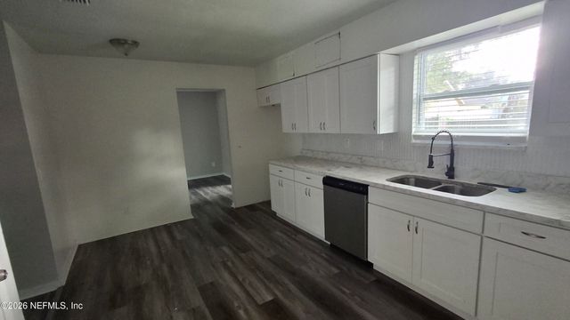 1809 FARM WAY Way, Middleburg, FL 32068